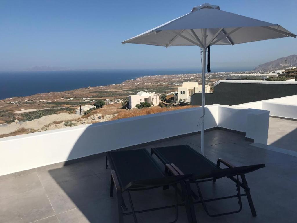 La Maltese Private House Imerovigli Bagian luar foto